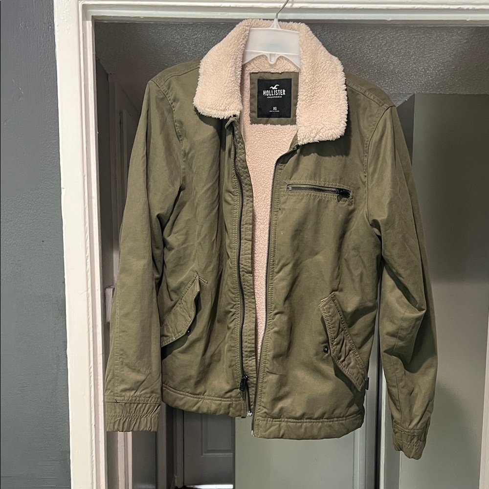 Hollister Khaki Jacket with Soft Cream Collar